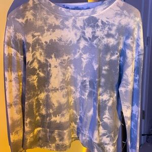 Blue tie dye light sweater